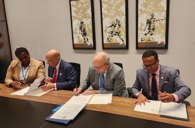 Ministry of Foreign and CARICOM Affairs | Trinidad and Tobago signs the ...